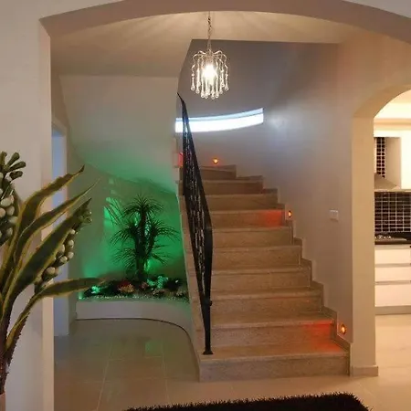 Golf Village - With Private Pool Vila *